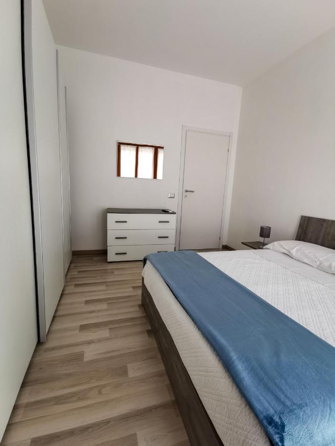 דירות אלבה Casa Crisale מראה חיצוני תמונה